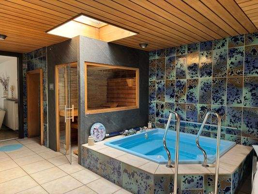 Whirlpool & Sauna.jpg