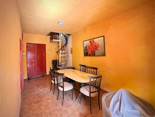 AL990_23 TERRA ITALIA IMMOBILIEN_REAL ESTATE_TESTI