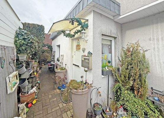 Eingang der Erdgeschoss-Wohnung