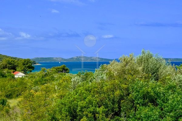 Baugrundstück mit Meerblick auf Zlarin