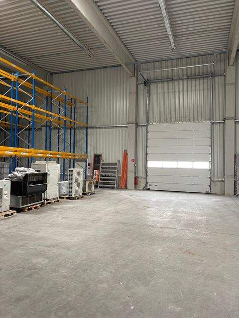 Oberasbach Halle, Oberasbach Hallenfläche