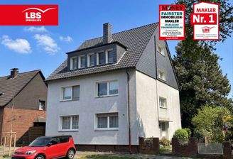 Straßenseitige Hausansicht