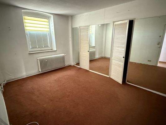 Schlafzimmer mit begehbaren Kleiderschrank DG WHG Nr.3