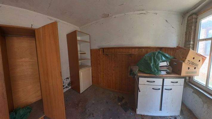 Nebengebäude Raum 1