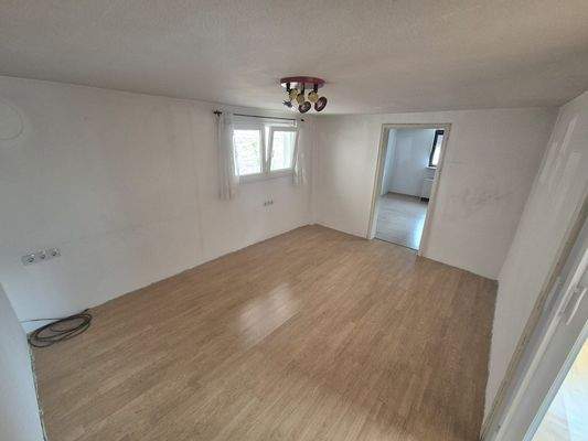 Zimmer 3 Wohnung 1.jpeg