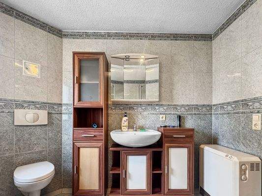 Badezimmer Ansicht 2