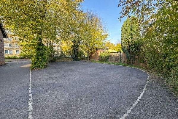 zusätzliches Grundstück