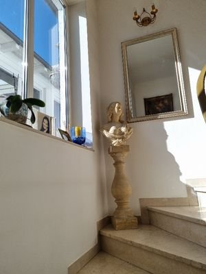 Marmor-Treppenhaus EG/OG