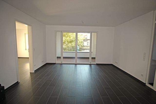 Helle 2- Zimmer Wohnung mit Loggia in der Landshuter Altstadt - Photo 1