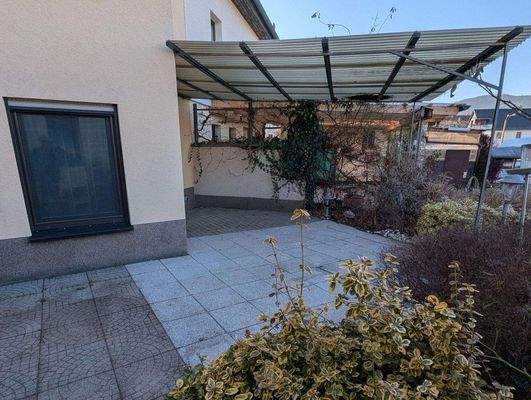 Überdachte Terrasse