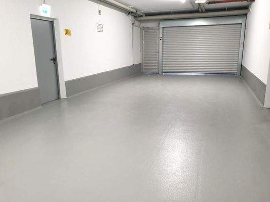 Ein-/Ausfahrt mit neuem Tor