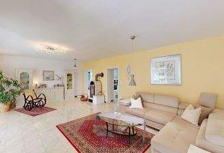 Der Kaminofen sorgt an kalten Wintertagen für wohlige Wärme