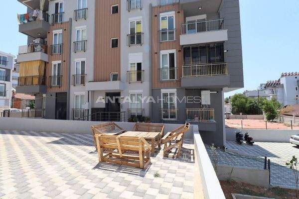 Apartments 900 m from the Tram Station in Antalya Kepez