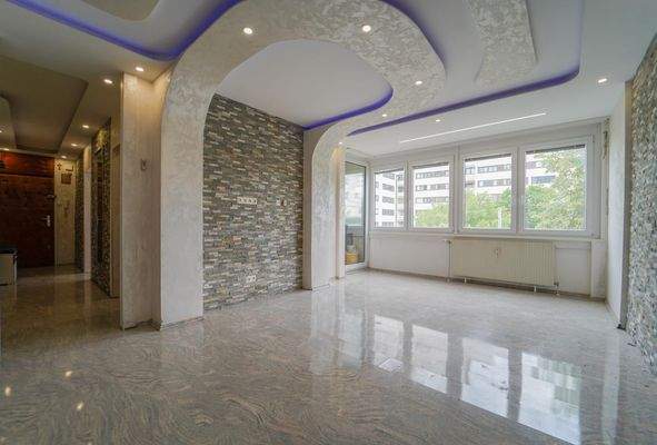 Wohnzimmer - Ansicht Richtung Vorraum