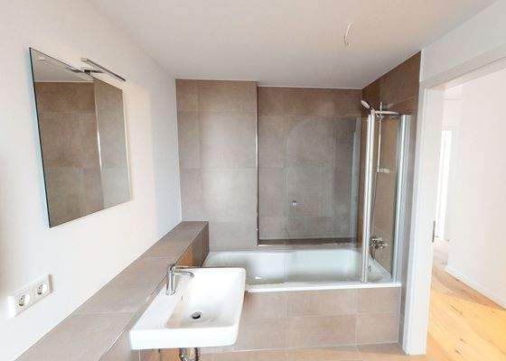 Bad, Ansicht 2 (Beispielwohnung)