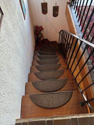 EG Treppe KG.JPG