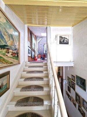 26 Aufgang Atelier.jpg