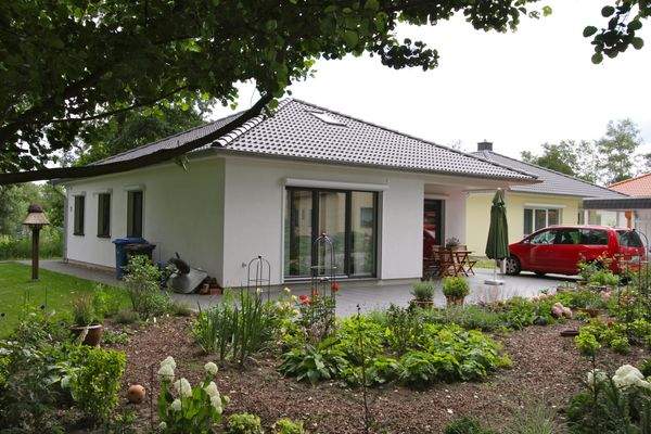 Hausansicht (beispielhaft)