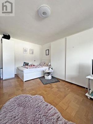 Schlaf- und Wohnzimmer Ans.3