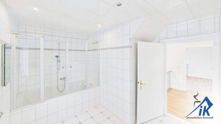 Badezimmer OG 