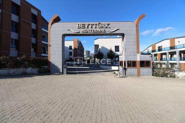 Duplex Apartment with 4 Rooms in Mia Thermal Complex Yalova