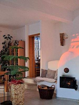 ...gemütlicher Kaminecke!