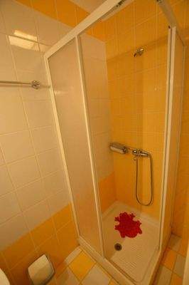 Kreta, Ammoudara: Komplex aus 1 Villa und 4 Bungalows in Strandnähe zu verkaufen