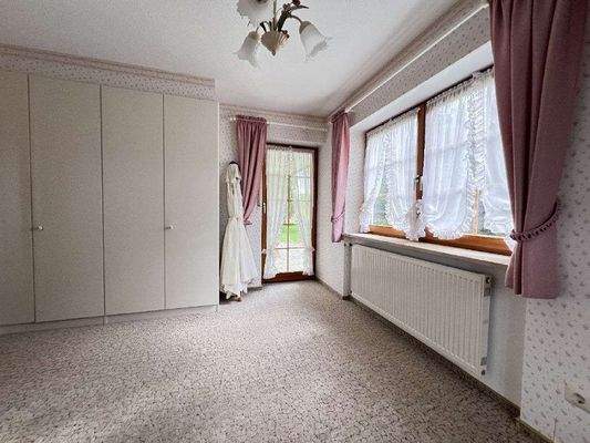 Schlafraum mit Terrasse  EG