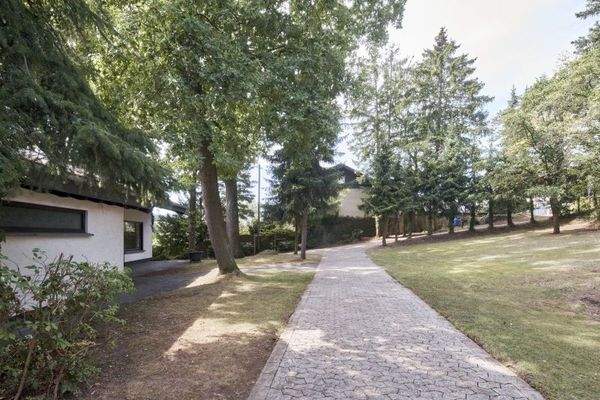 Zufahrt zur Immobilie