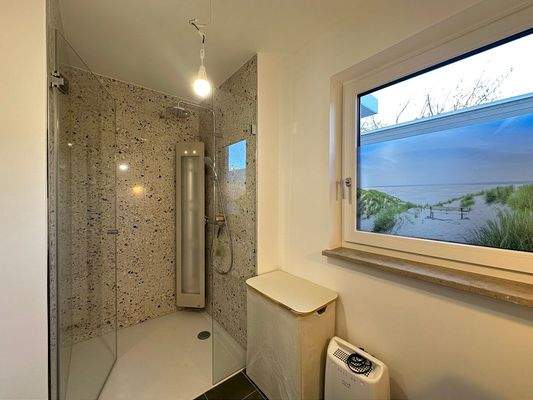 Dusche mit "Sun-Shower"