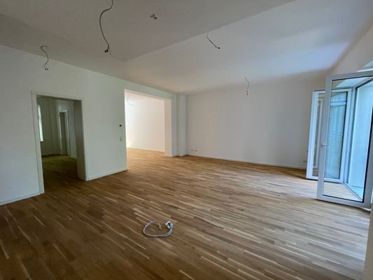 Küche mit Kochinsel .JPG