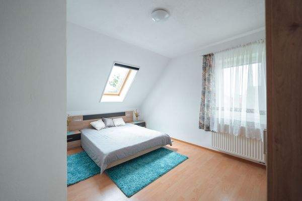 Obergeschoss_Schlafzimmer (Kind 2)_Objekt Ichenhausen Oxenbronn