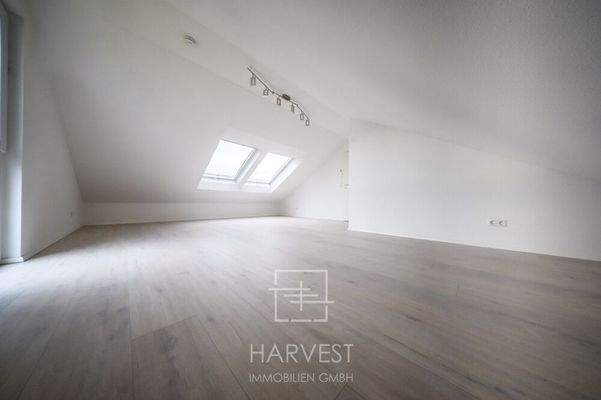 PCC20251210_USEDOMSTR25C_120323_F