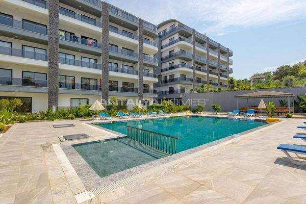 Sea View Apartments in a Contemporary Project in Alanya