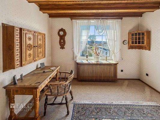 Wohnzimmer mit Leseplatz