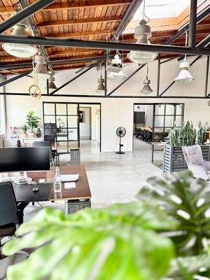 Schreibtischplätze 1