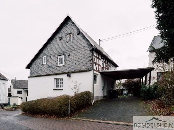 Viel Potenzial! Fachwerkhaus in toller Lage von Puderbach