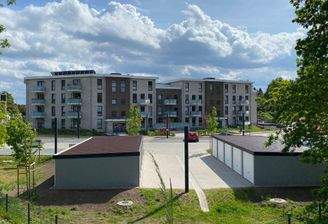 Blick auf die Garagen