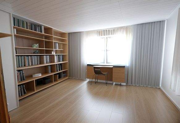 Illustriertes Arbeitszimmer