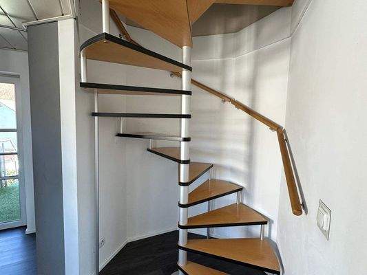 Treppe vom OG ins DG