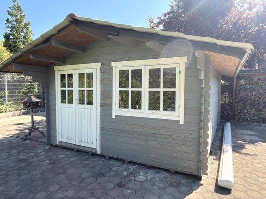 Das große Gartenhaus