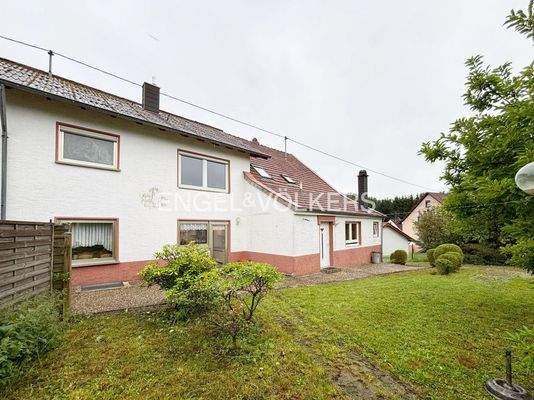 Terrasse und Rückansicht