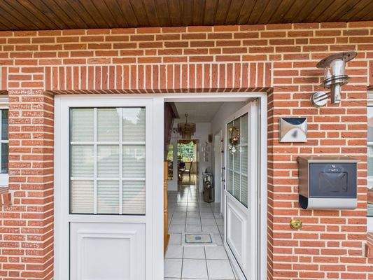 CAM03784G0-PR0090-STILL018