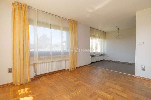 3477 EG Übergang Wohn- u. Essbereich