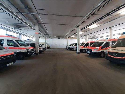 Hallenansicht 2 Geb.212