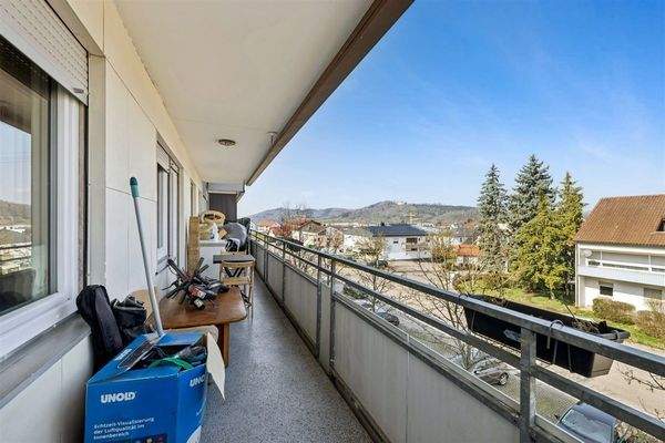 Balkon Ausblick Eingangsseite