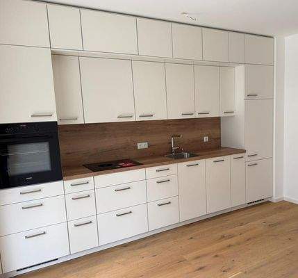 Einbauküche mit Geräten