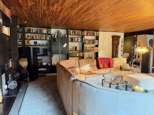 Ansicht großes Wohnzimmer