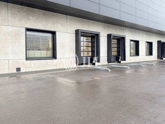 Außenansicht Andienung - JLL