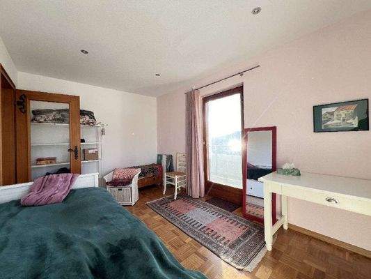 Kinder-/Gästezimmer mit Bal...